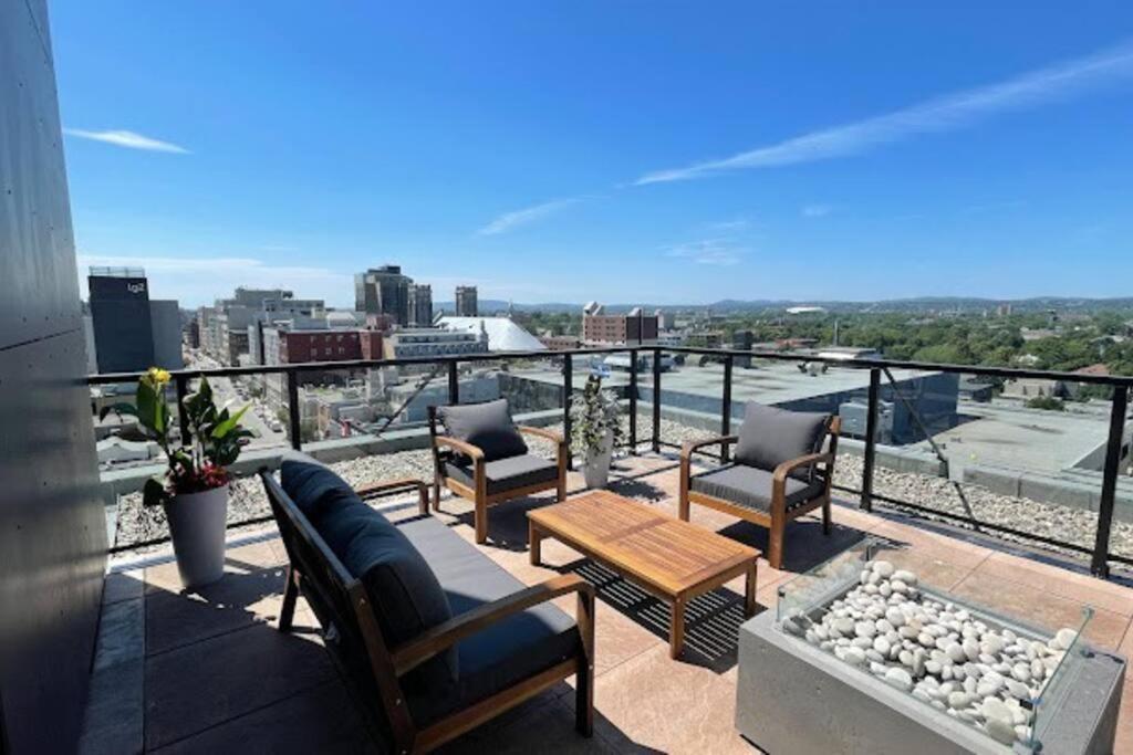 Condo Chic, Centre-Ville Piscine, Terrasse, Gym Quebec Exteriér fotografie